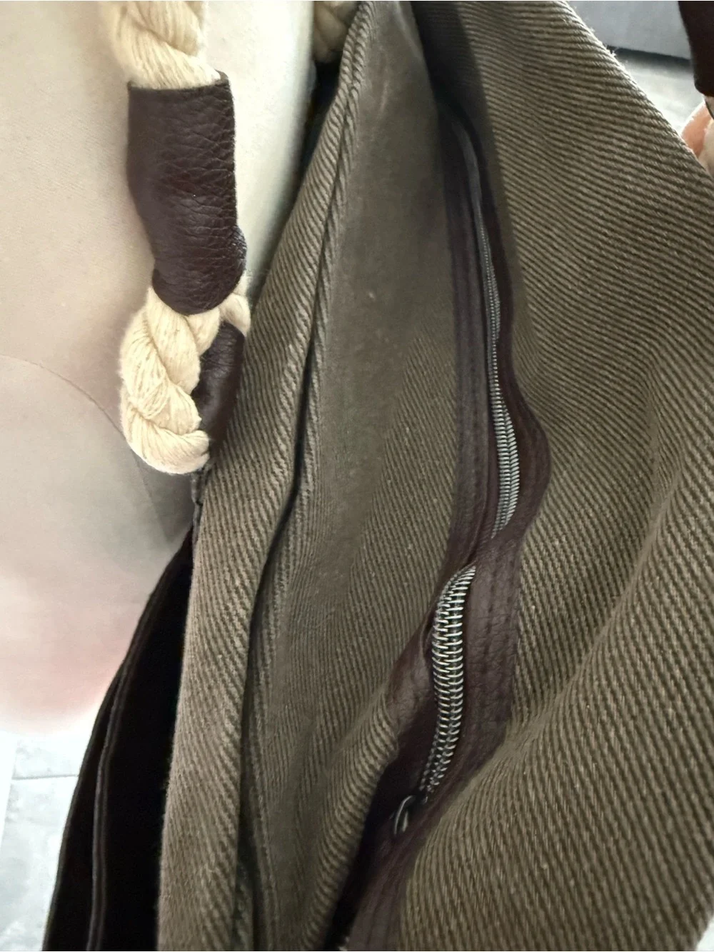 New mens Tommy Bahama Olive Green Canvas Tote with Cream Rope Handles